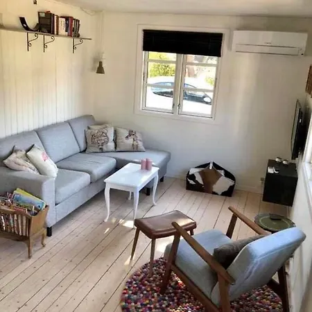 Nice And Relaxing Close To Beach Semesterbostad *