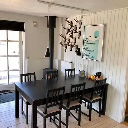Vakantiehuis Nice And Relaxing Close To Beach