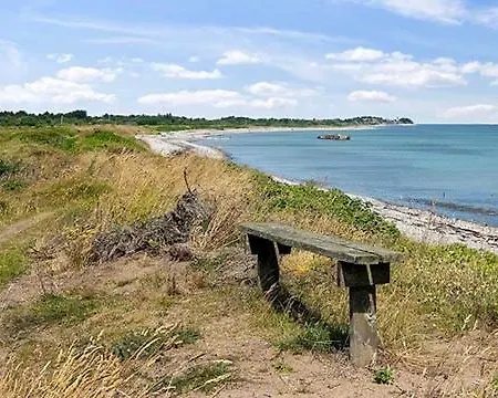 Nice And Relaxing Close To Beach Vakantiehuis