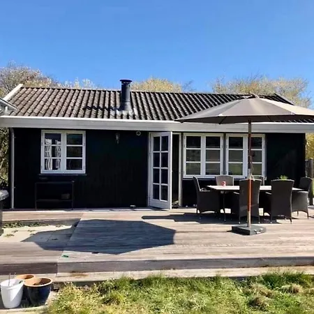 Vakantiehuis Nice And Relaxing Close To Beach *